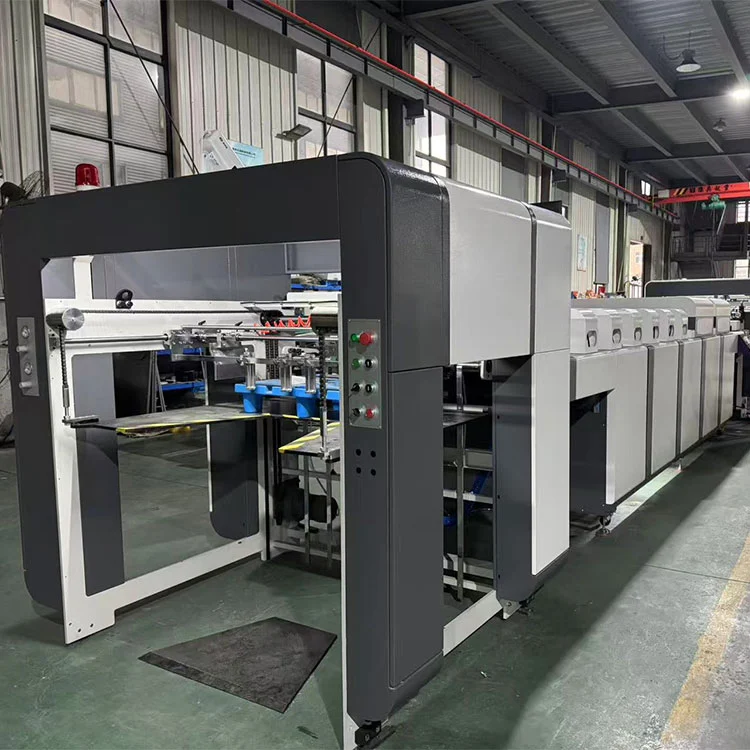 Автоматска машина за лак со ултравиолетово масло за дебела тенка хартија